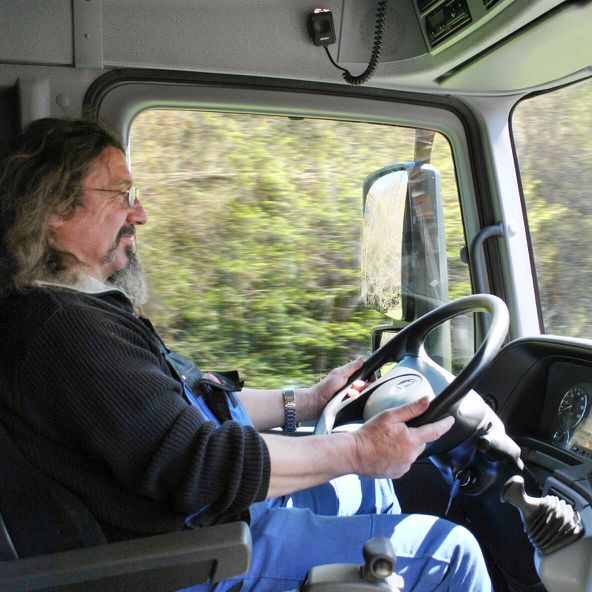 Peterstaler LKW-Fahrer hinterm Steuer 